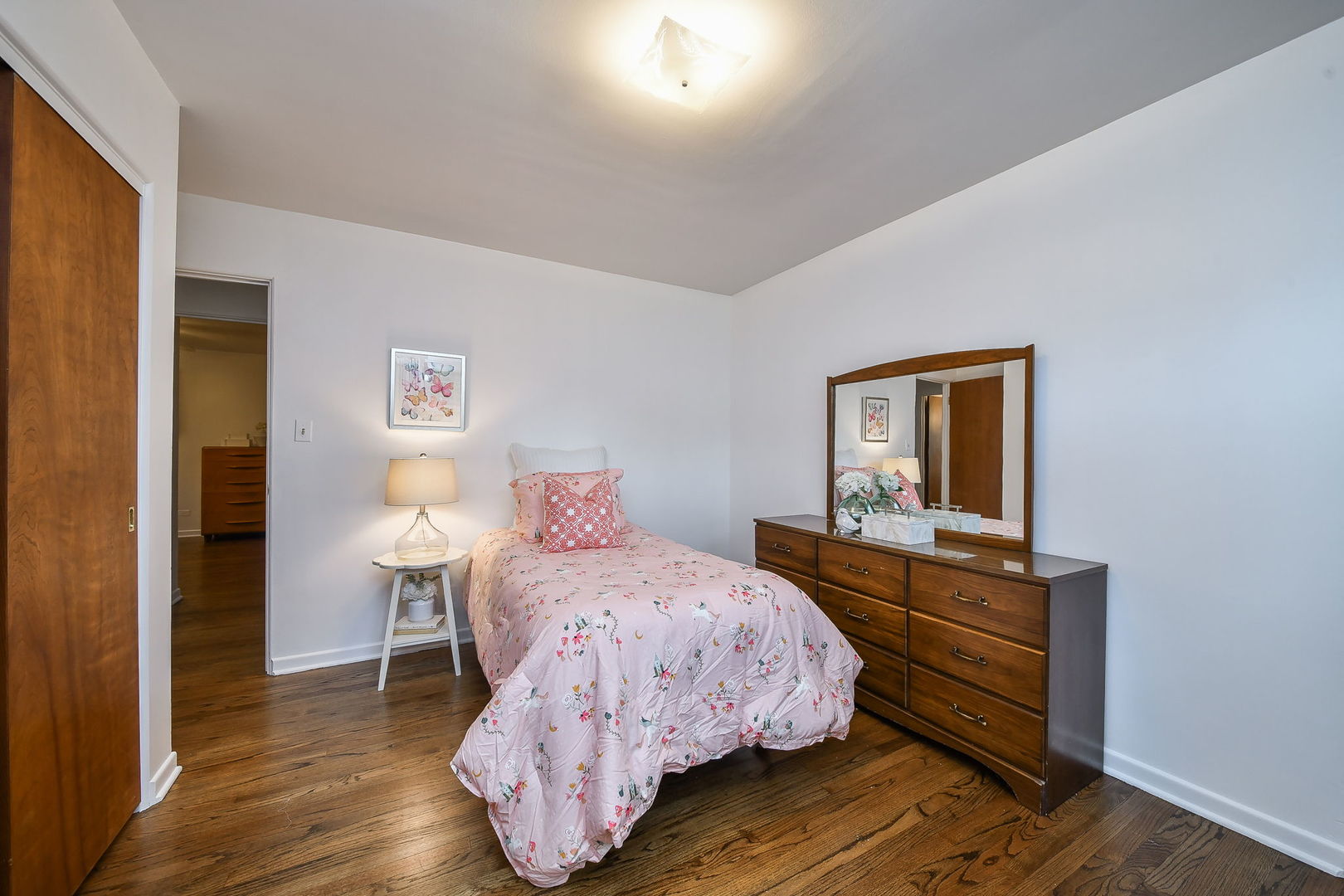 220 N Martha Street, Lombard, IL 60148