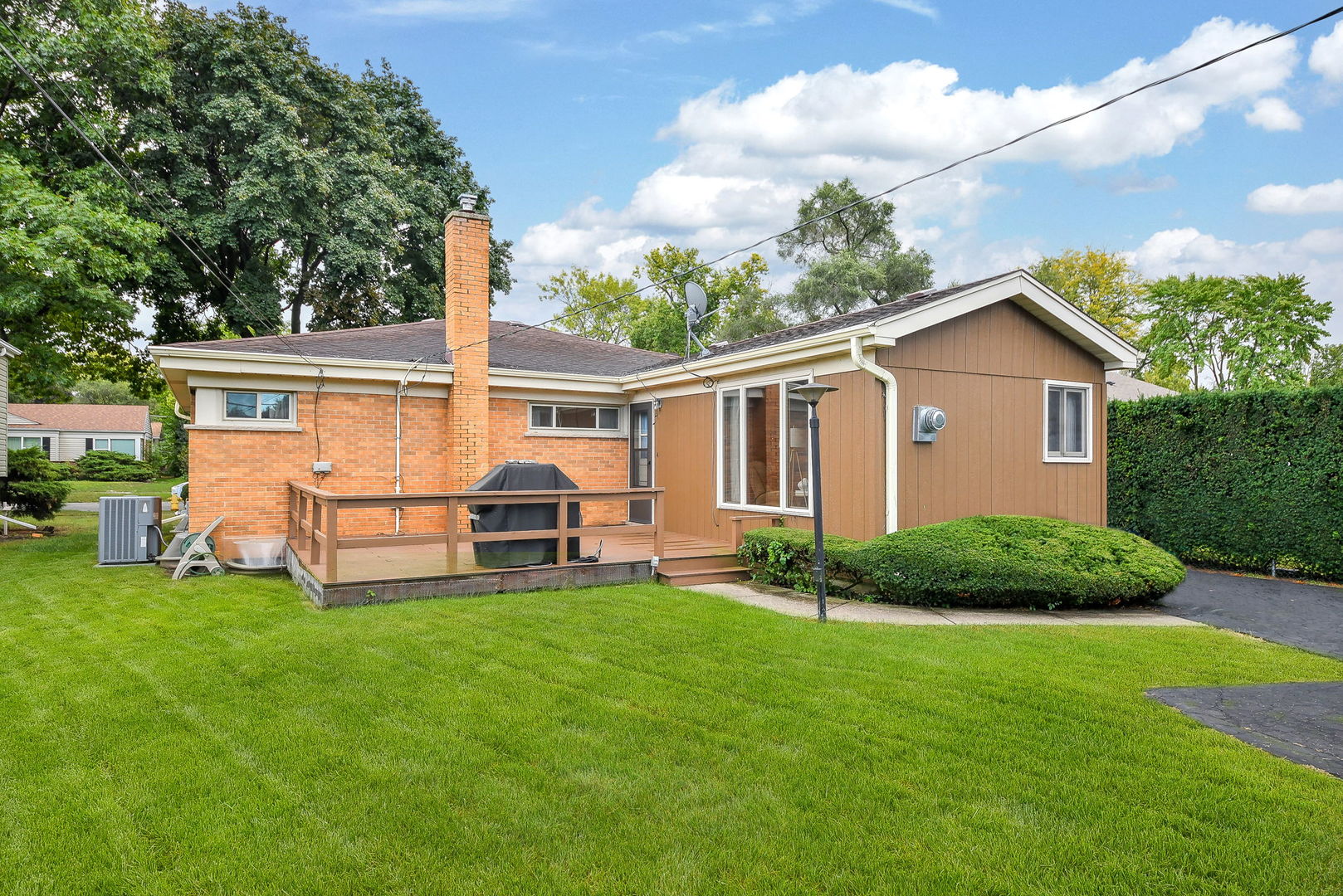 220 N Martha Street, Lombard, IL 60148