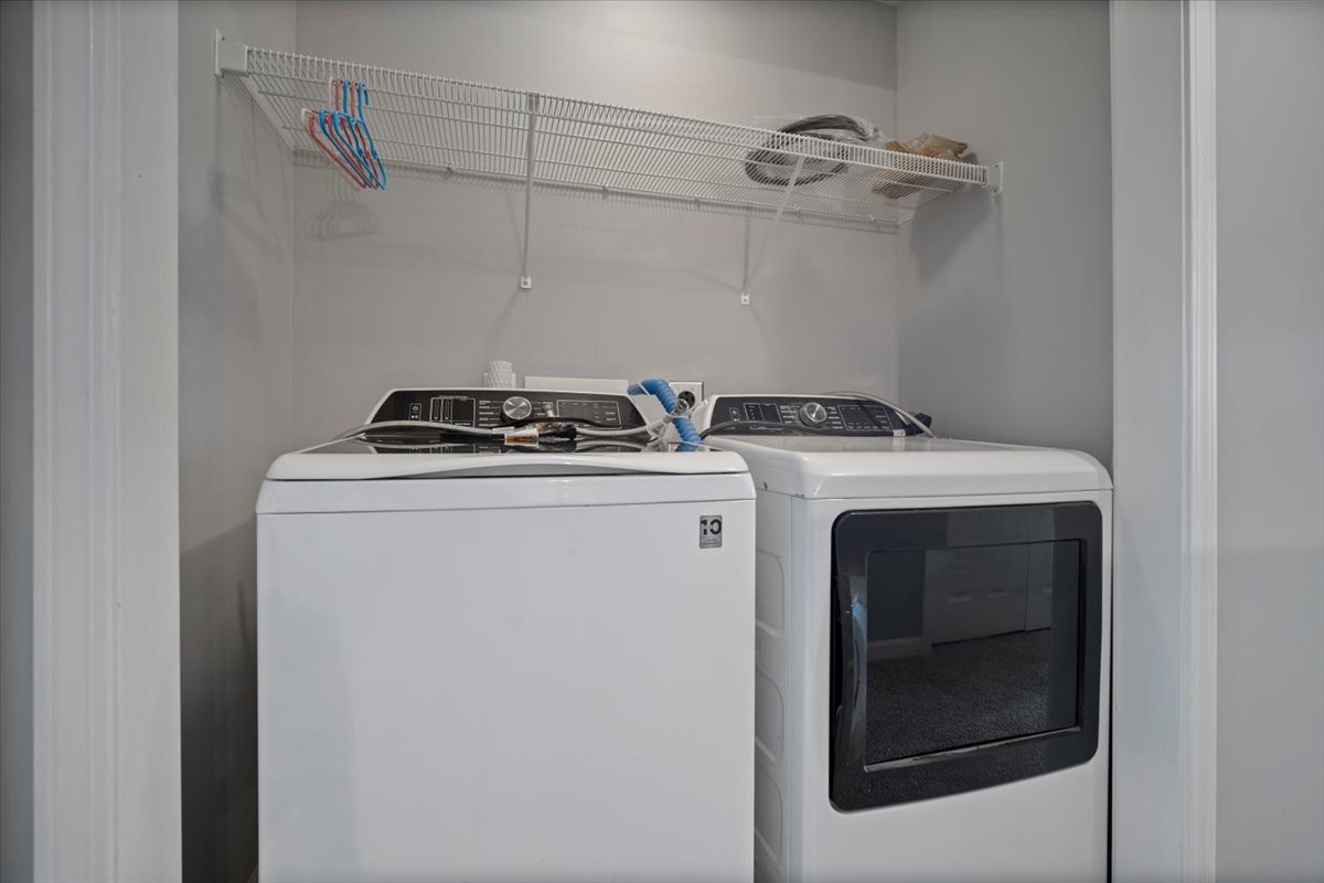 1925 Marina Drive, Normal, IL 61761