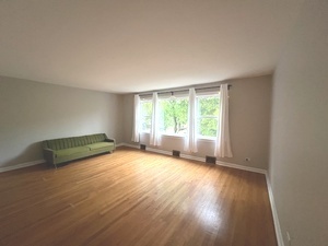 556 N BARTON Avenue #2, Evanston, IL 60202