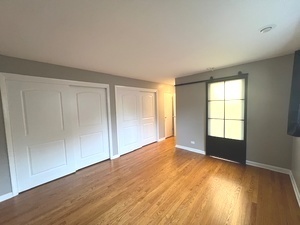 556 N BARTON Avenue #2, Evanston, IL 60202