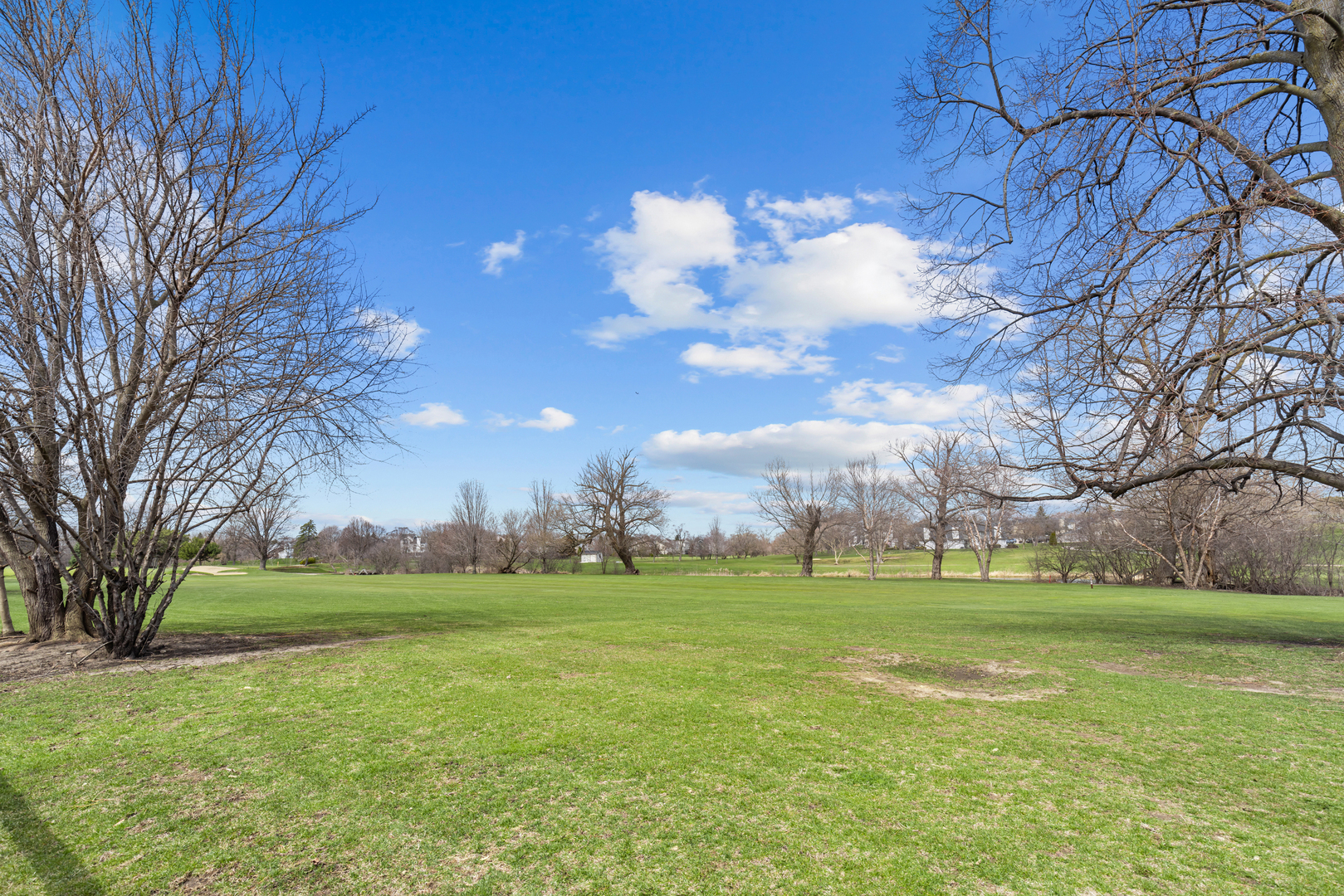 917 Vose Drive #304, Gurnee, IL 60031