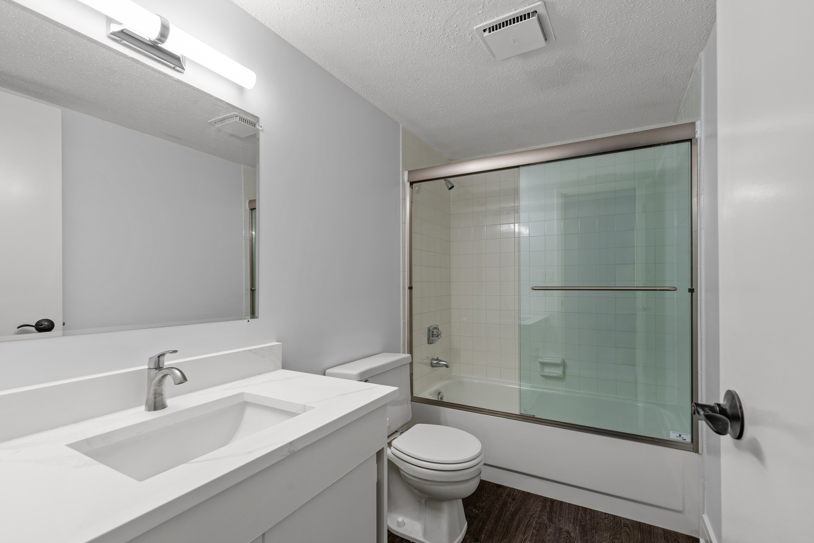 917 Vose Drive #304, Gurnee, IL 60031