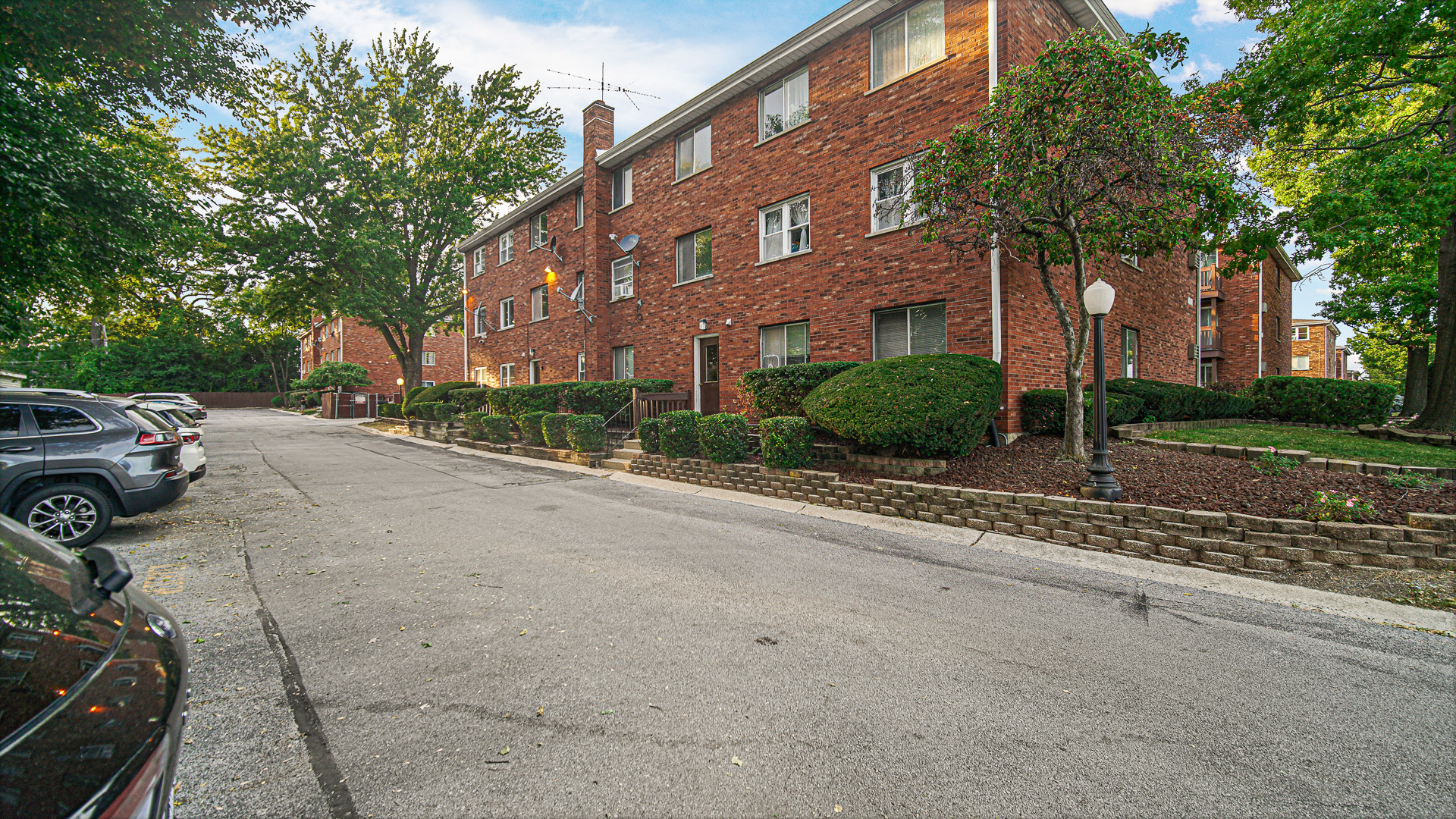 14840 Kilpatrick Avenue #604, Midlothian, IL 60445