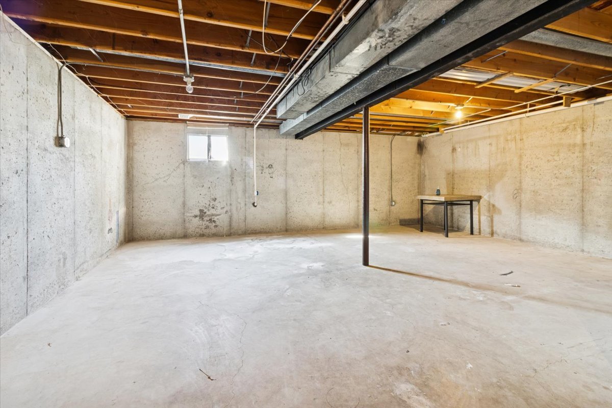 24530 W Eames Street, Channahon, IL 60410