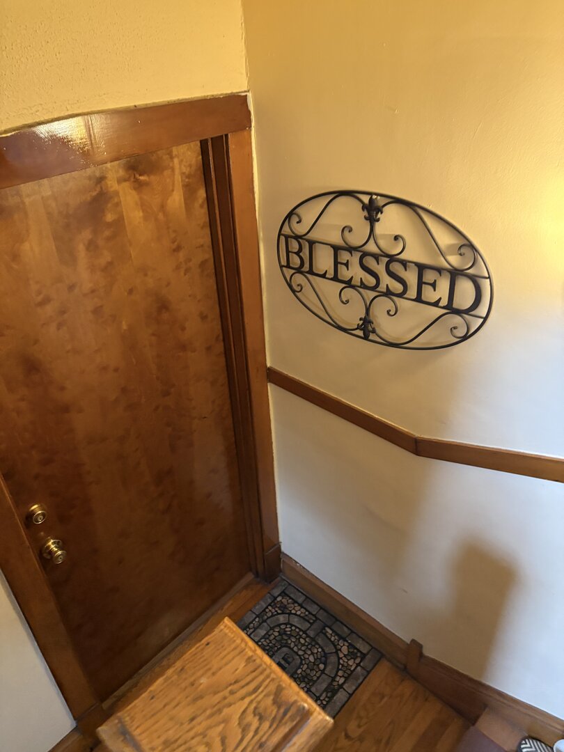 3523 N Whipple Street, Chicago, IL 60618