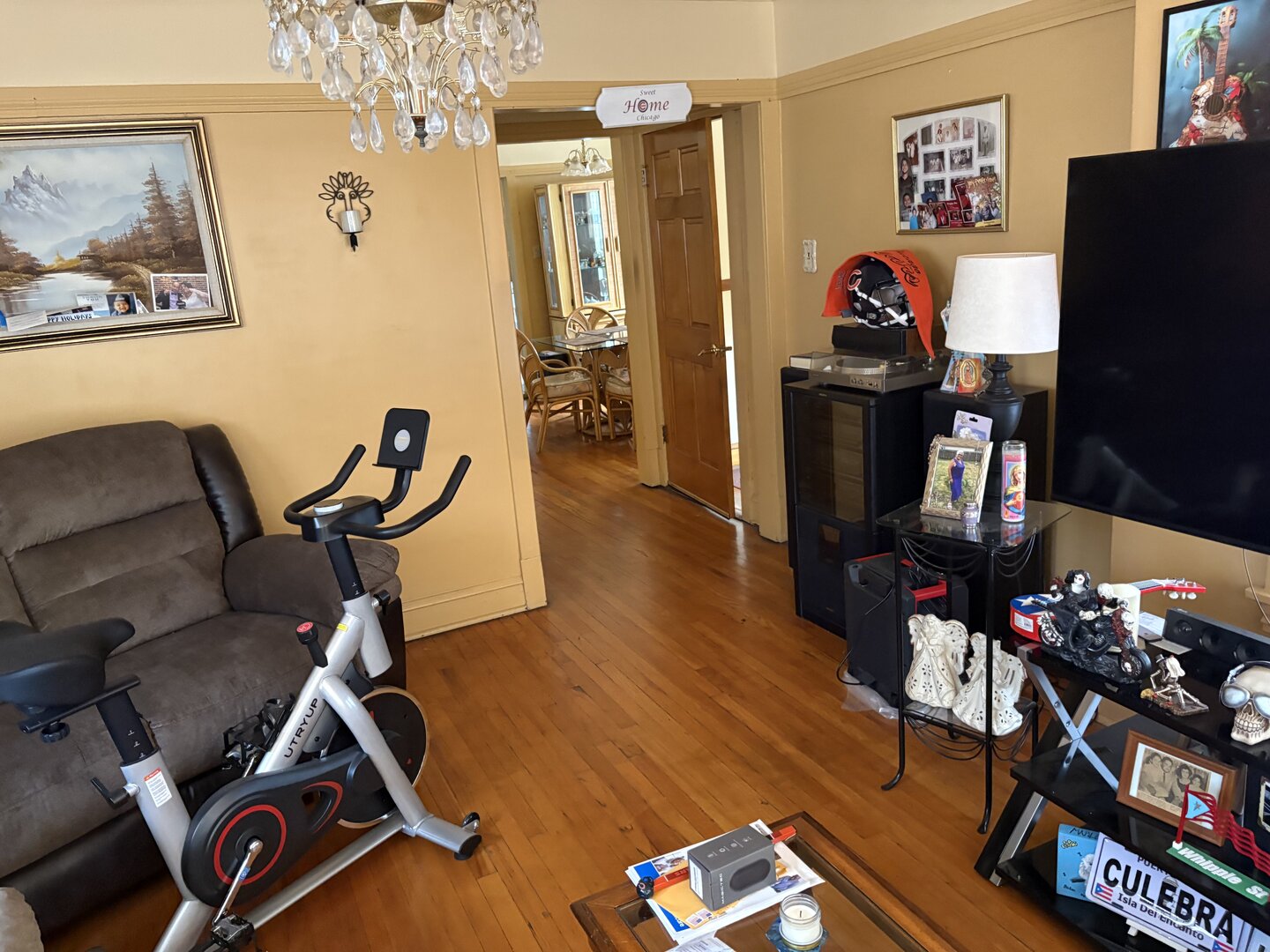 3523 N Whipple Street, Chicago, IL 60618