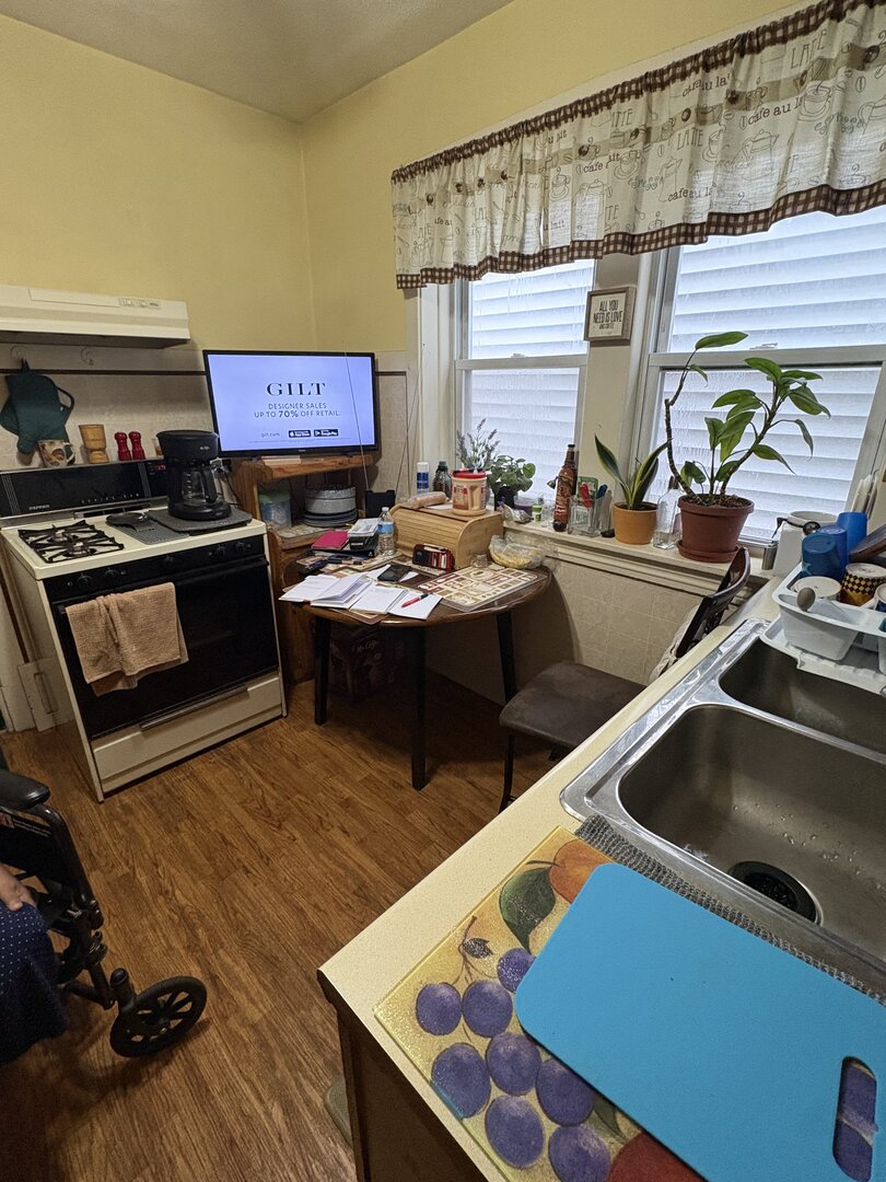 3523 N Whipple Street, Chicago, IL 60618