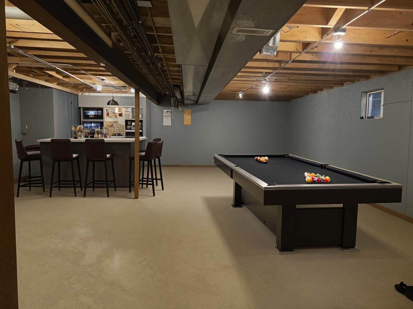 7390 Bittersweet Drive, Gurnee, IL 60031