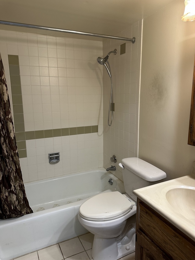 222 Madison Street #208, Joliet, IL 60435