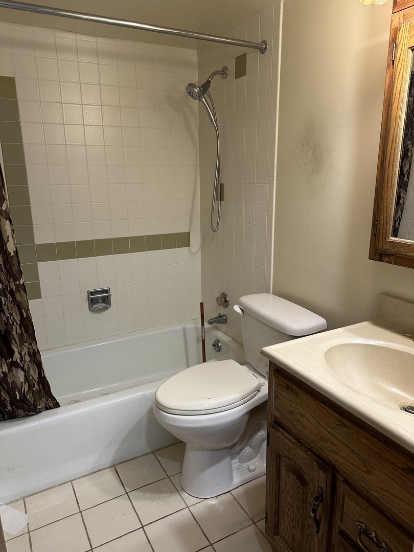 222 Madison Street #208, Joliet, IL 60435