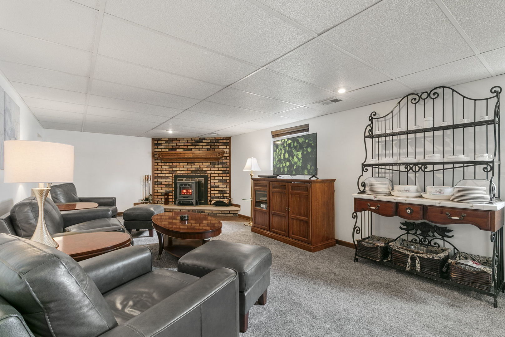 9429 S 55th Avenue, Oak Lawn, IL 60453