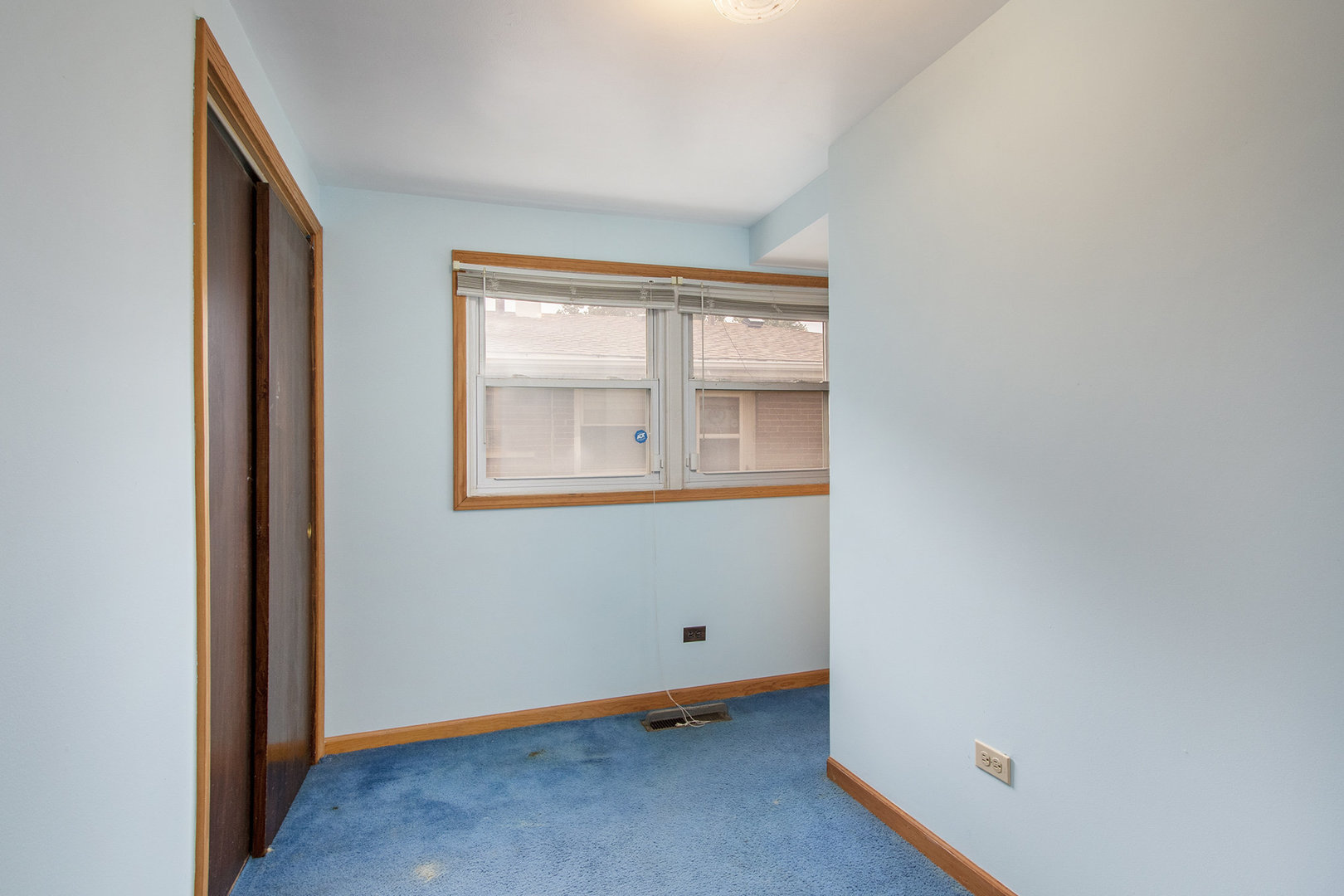 12901 S Muskegon Avenue, Chicago, IL 60633