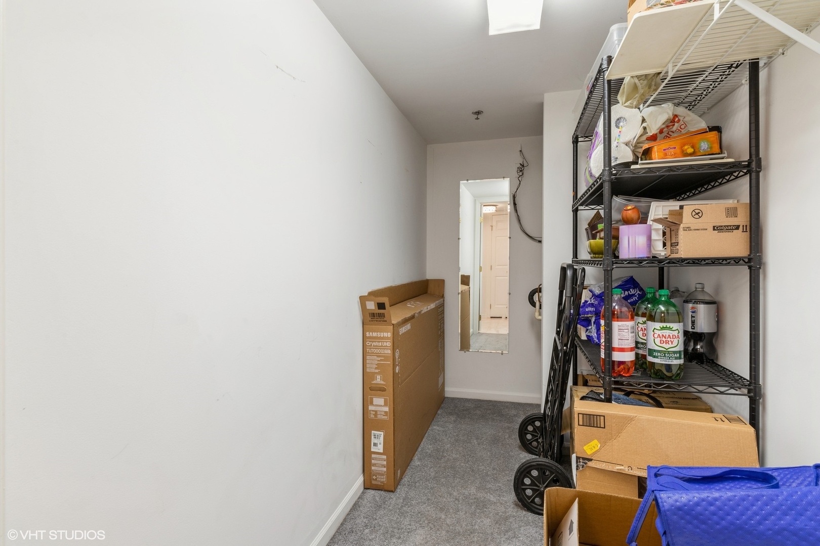 7011 W Touhy Avenue #206, Niles, IL 60714