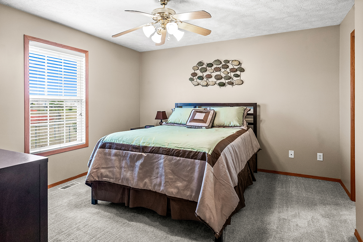 2009 Marina Drive, Normal, IL 61761