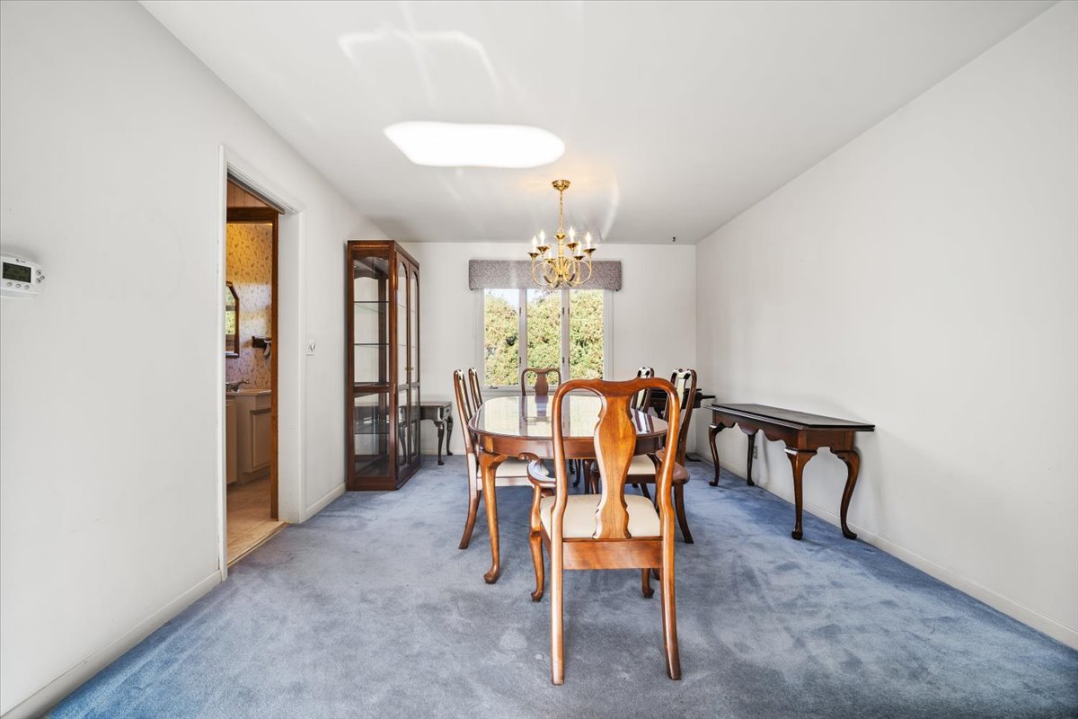 206 Imperial Drive, Bloomington, IL 61701