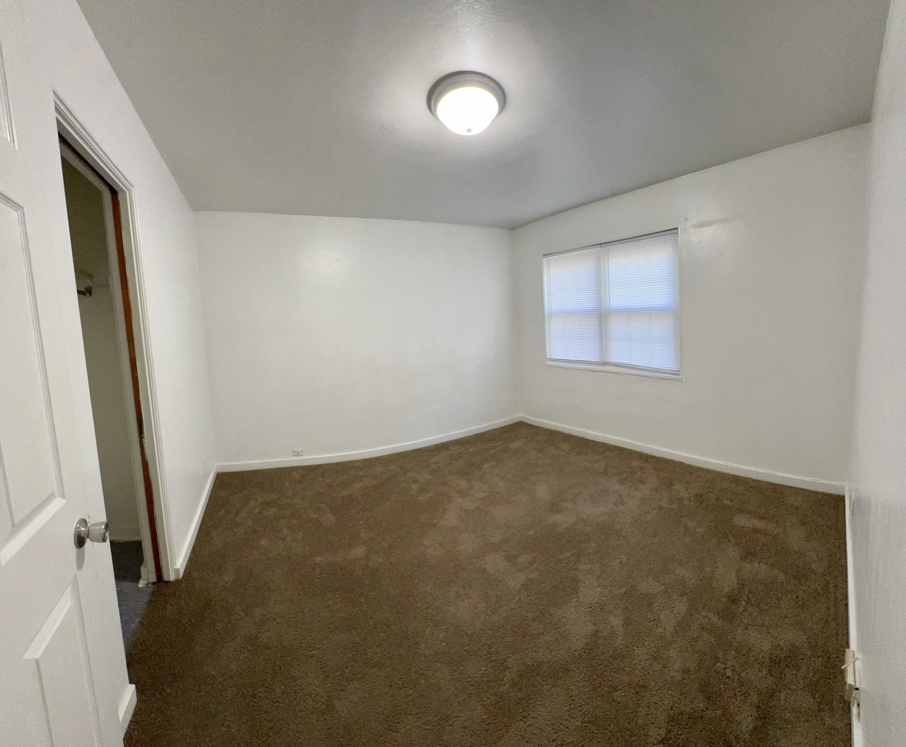 825 N Raynor Avenue, Joliet, IL 60435