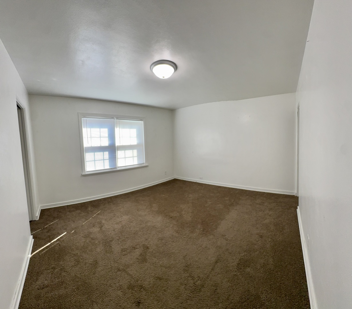 825 N Raynor Avenue, Joliet, IL 60435