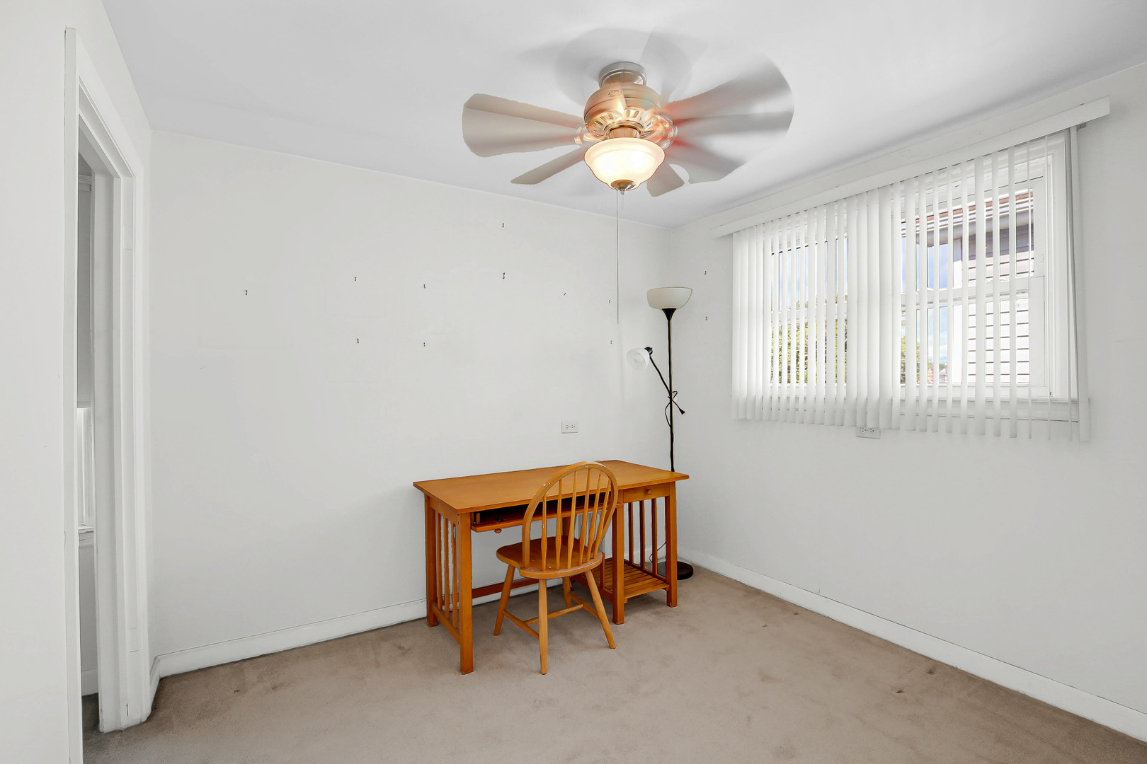10922 S AVENUE B, Chicago, IL 60617