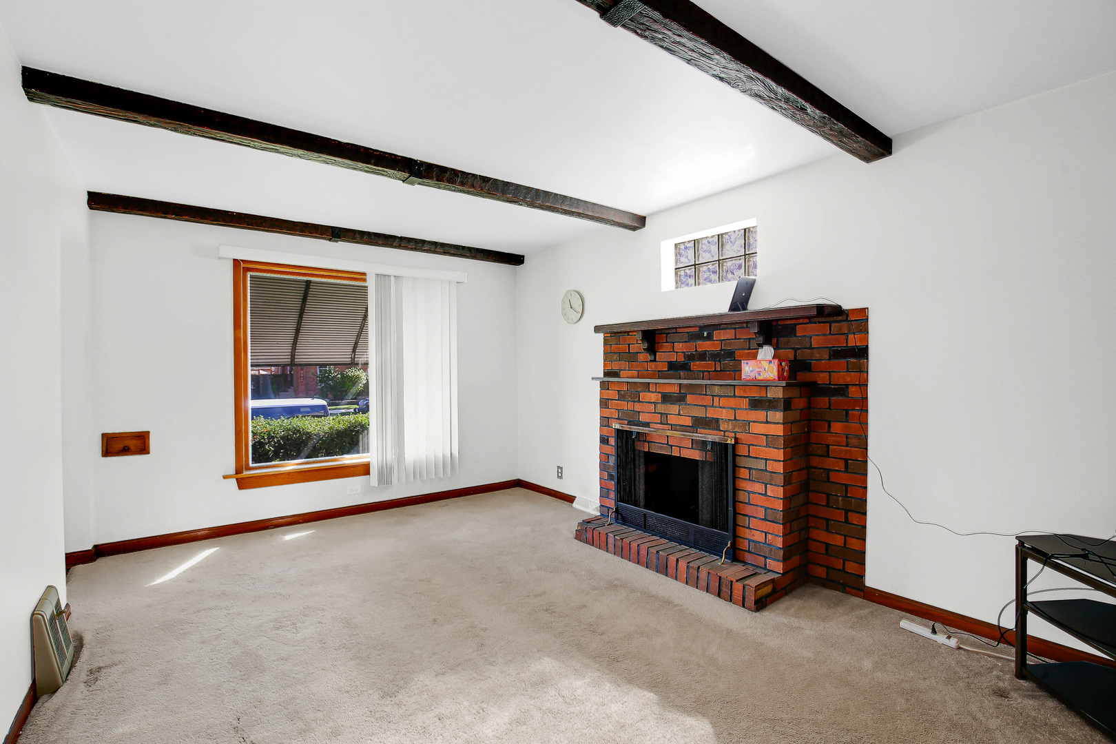 10922 S AVENUE B, Chicago, IL 60617