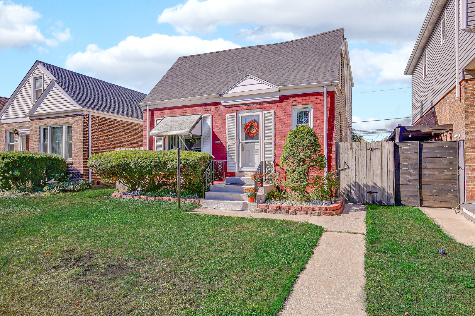 10922 S AVENUE B, Chicago, IL 60617