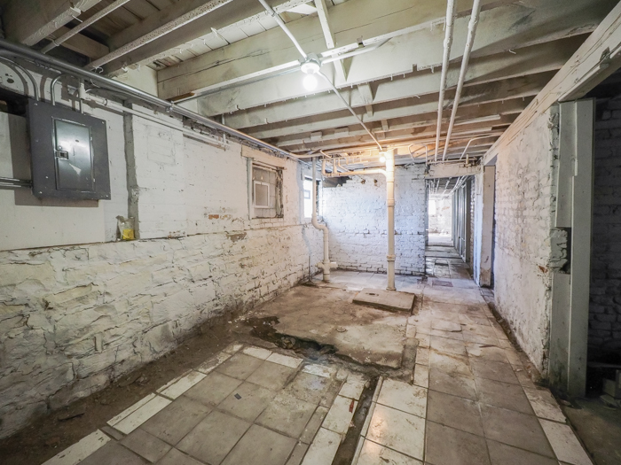 6849 S Green Street, Chicago, IL 60621