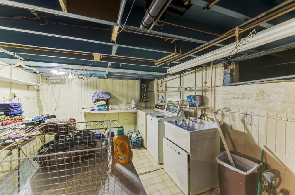 6N331 Keeney Road, Keeneyville, IL 60172