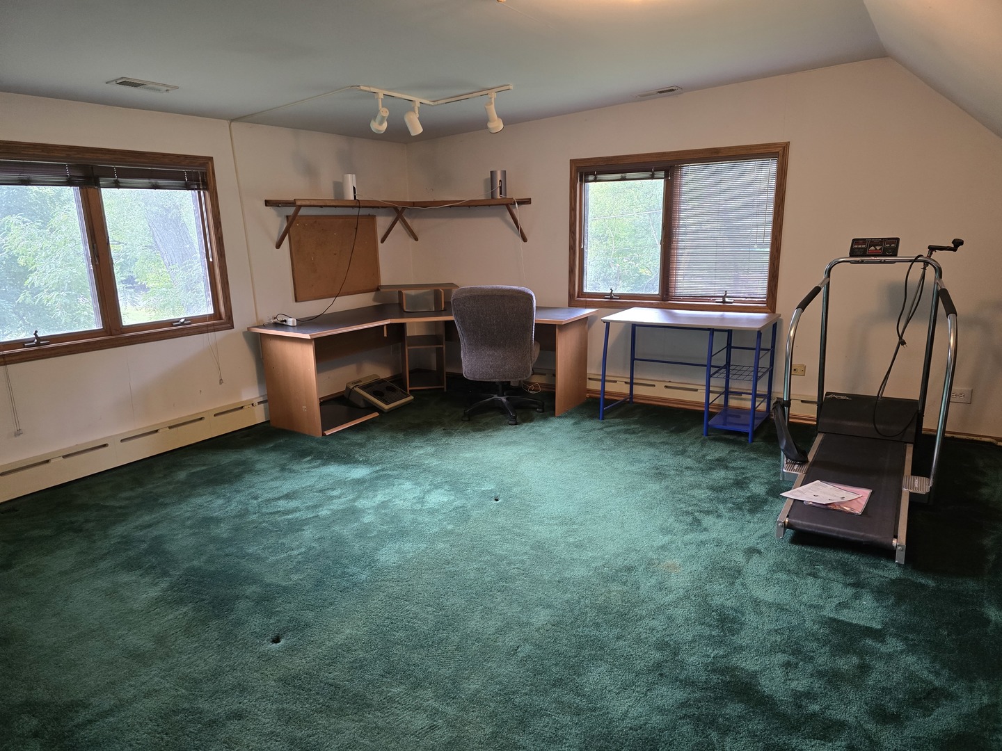 6N331 Keeney Road, Keeneyville, IL 60172