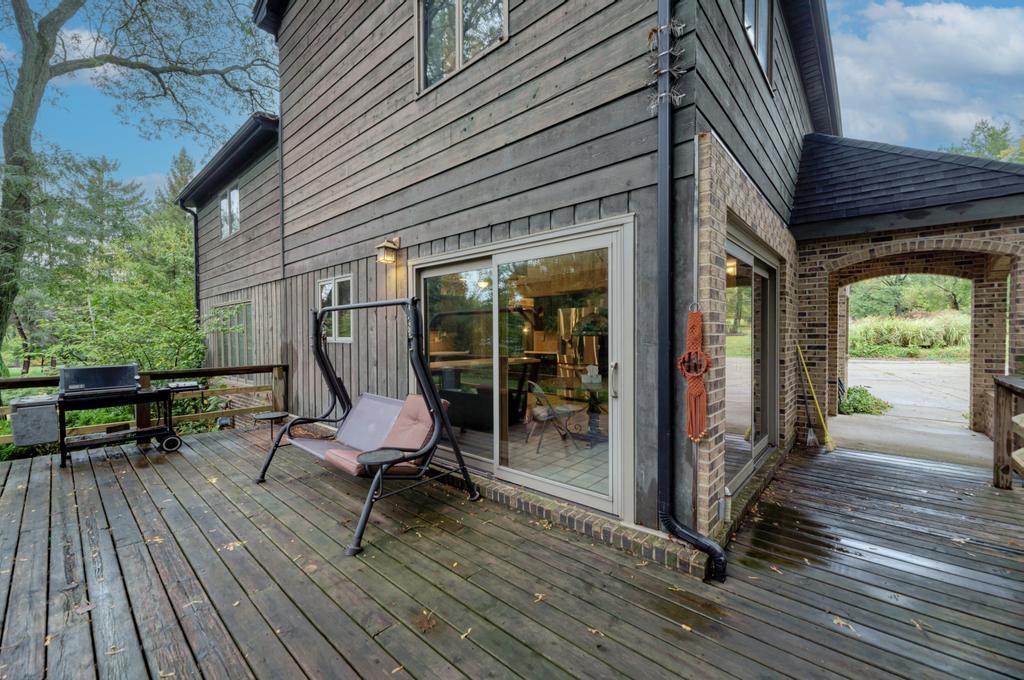 6N331 Keeney Road, Keeneyville, IL 60172