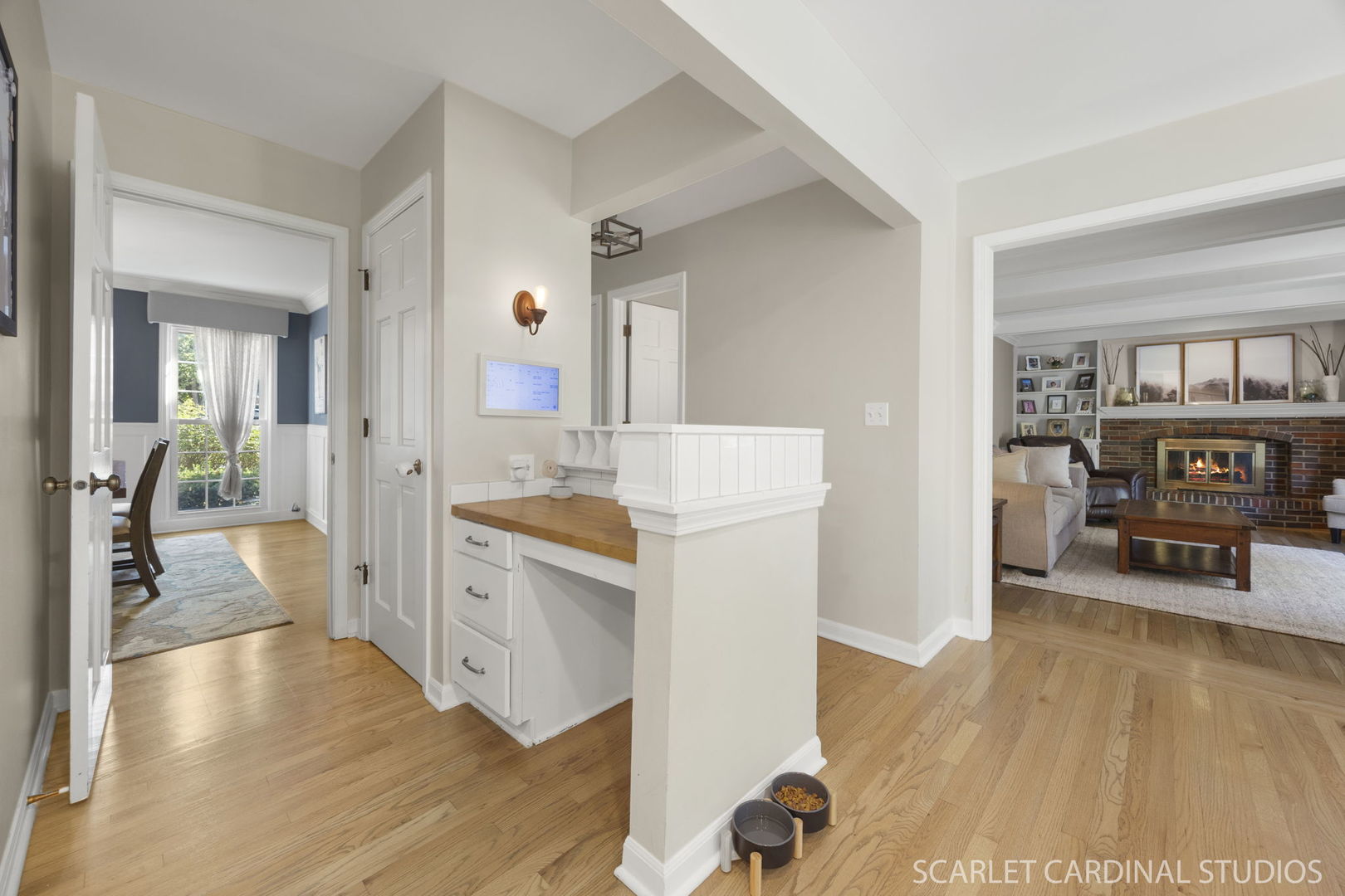 25W773 Sunnyridge Court, Wheaton, IL 60189