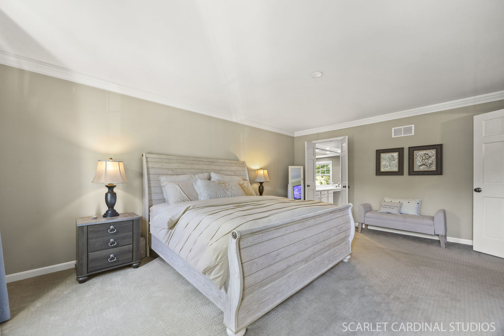 25W773 Sunnyridge Court, Wheaton, IL 60189