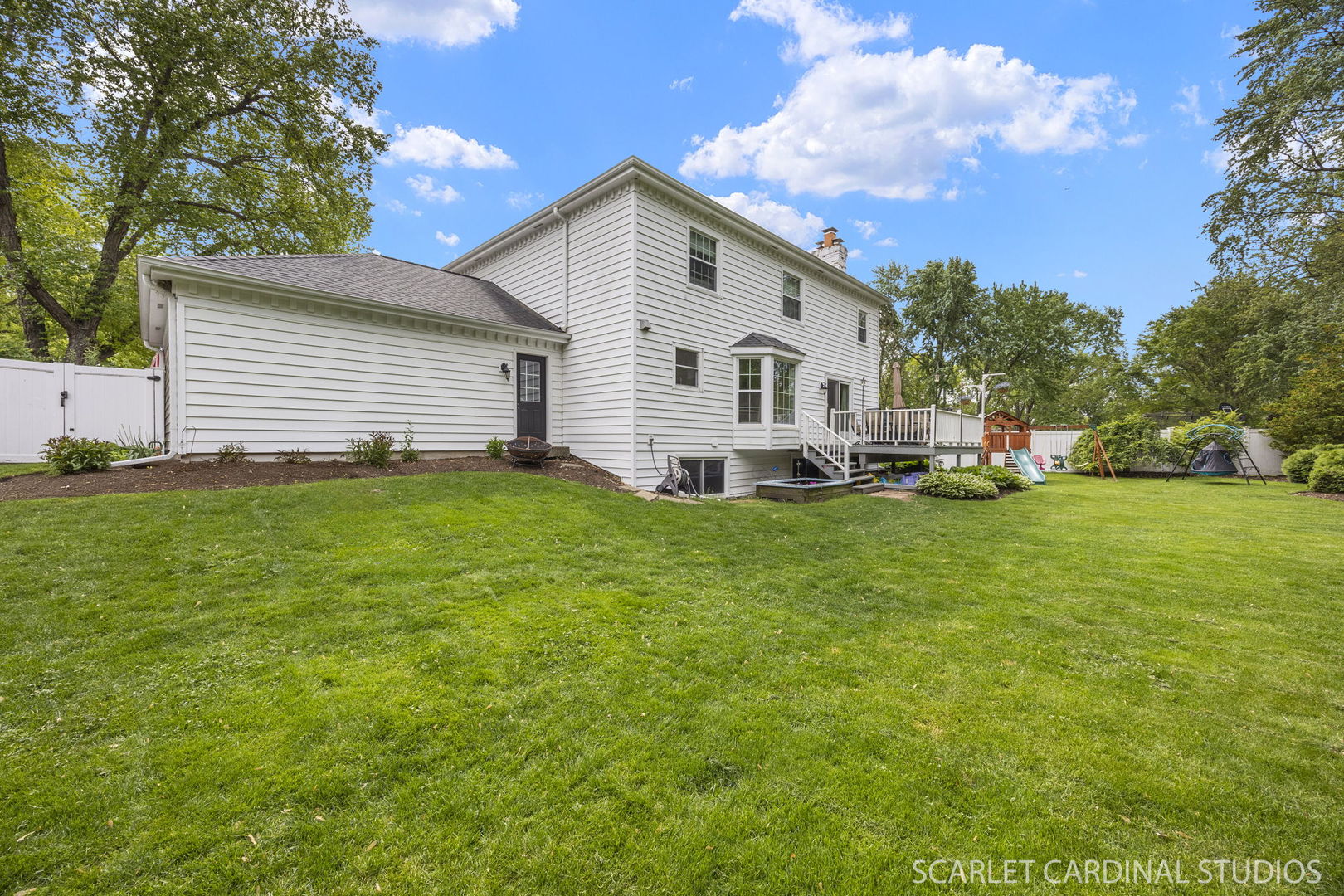 25W773 Sunnyridge Court, Wheaton, IL 60189