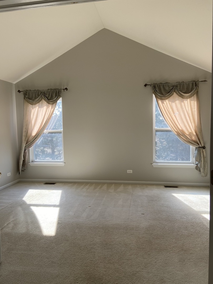 11717 S Derby Lane, Plainfield, IL 60585