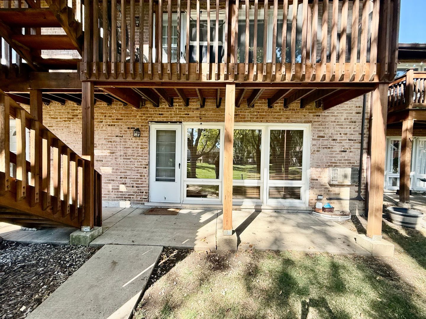 2209 Arbor Circle #6, Downers Grove, IL 60515
