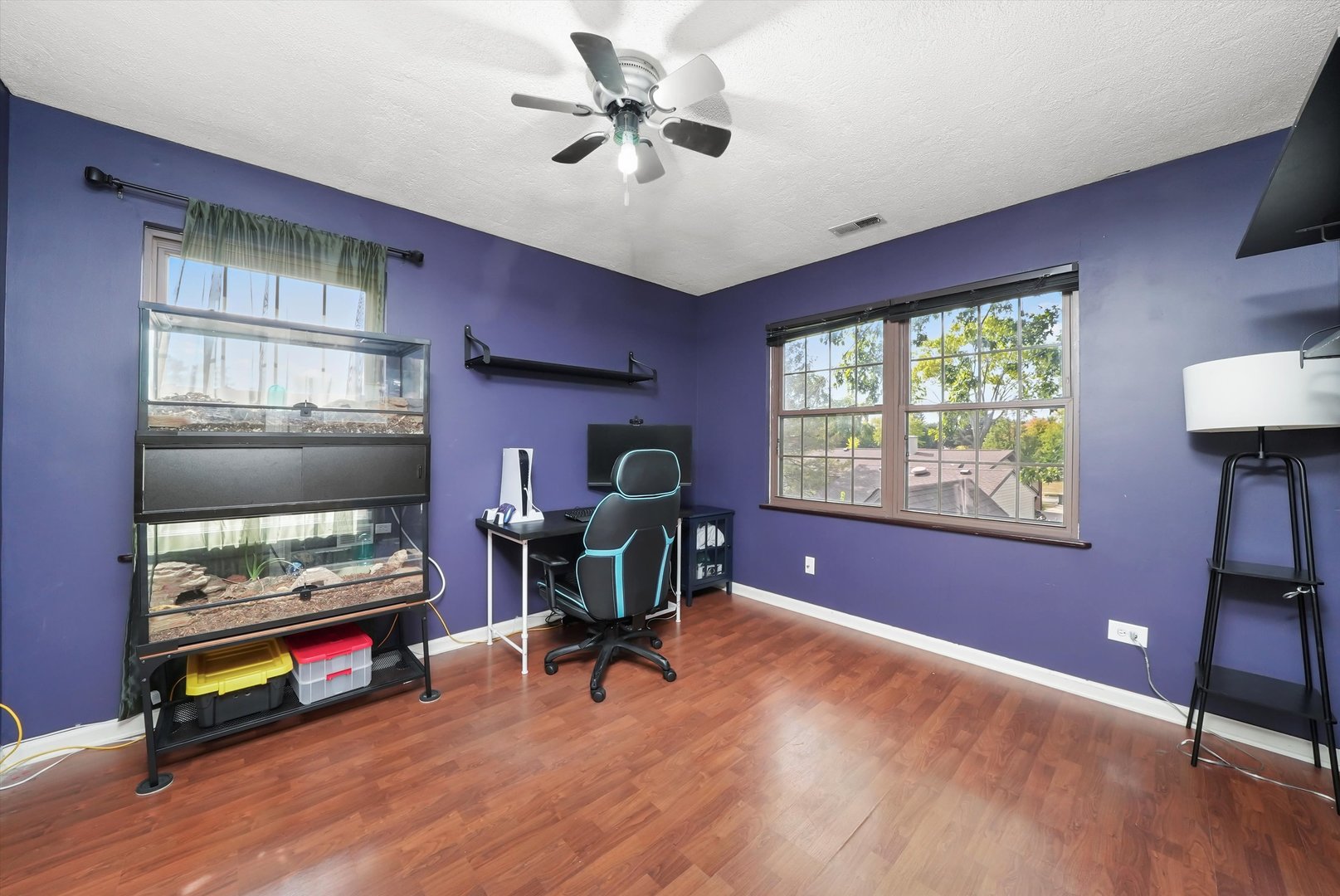 836 Bonita Avenue, Elk Grove Village, IL 60007