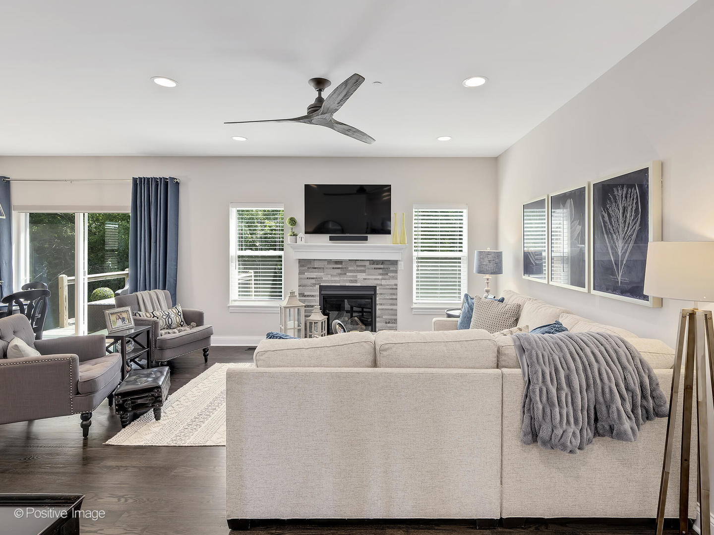 651 Bourbon Circle, Naperville, IL 60565
