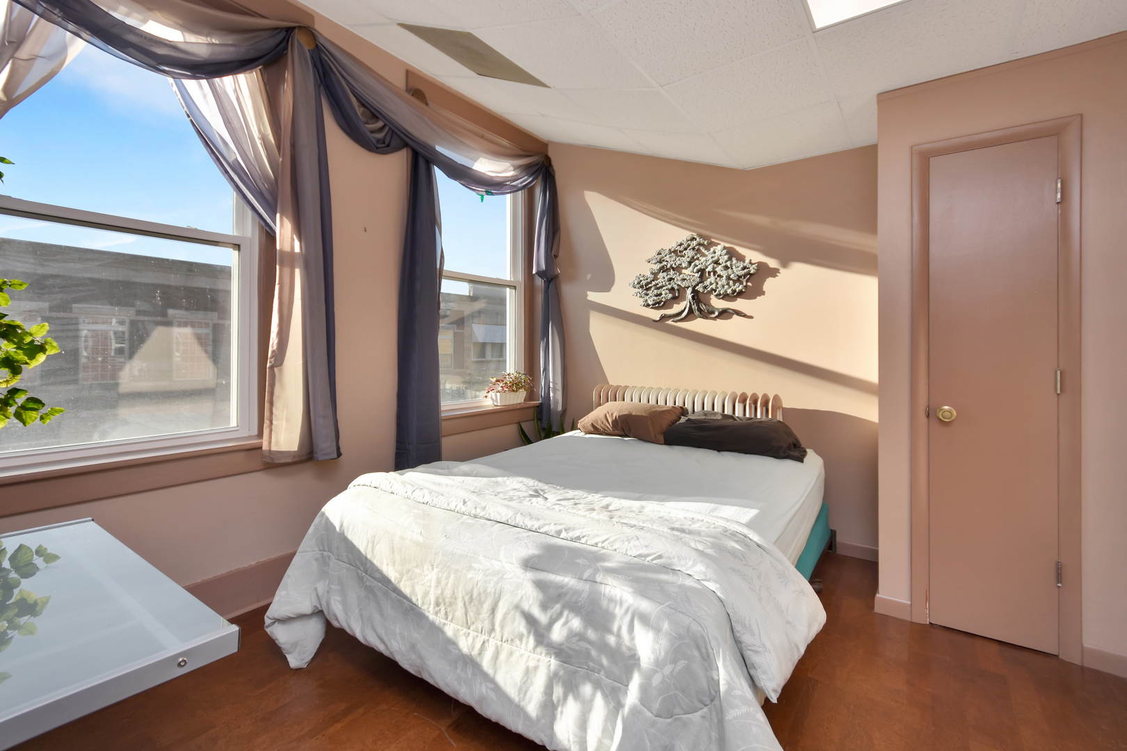 113 N Kickapoo Street, Lincoln, IL 62656