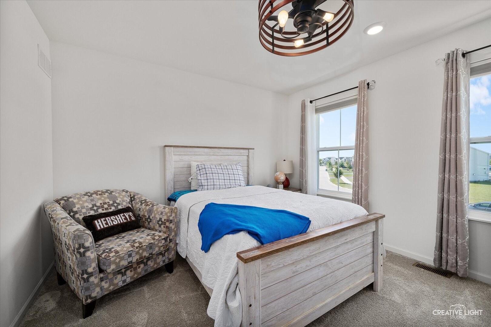 16131 S Lake View Road, Plainfield, IL 60586