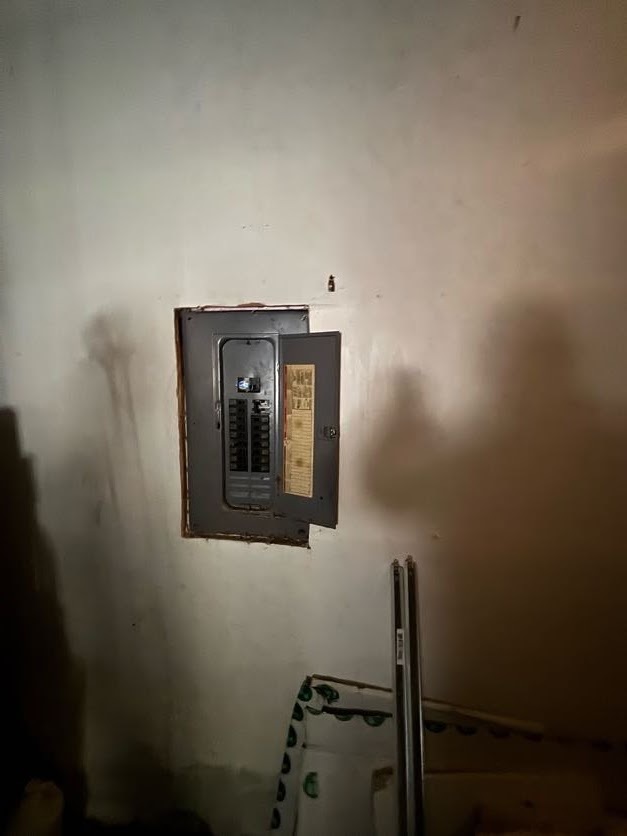 5523 W Chicago Avenue, Chicago, IL 60651