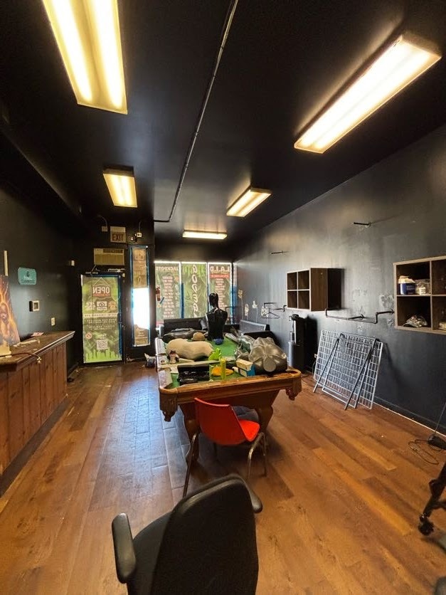 5523 W Chicago Avenue, Chicago, IL 60651