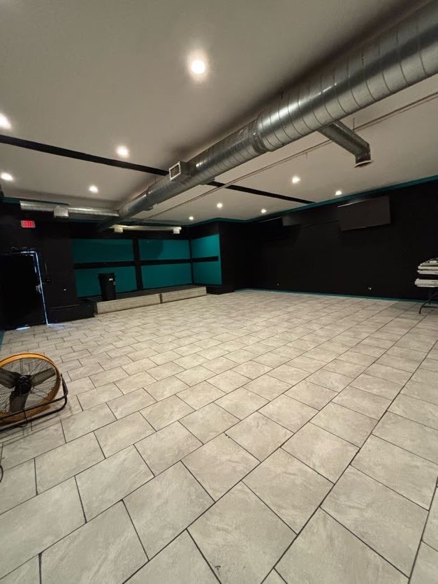 5523 W Chicago Avenue, Chicago, IL 60651