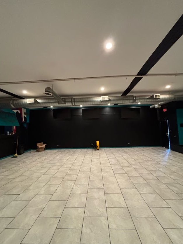 5523 W Chicago Avenue, Chicago, IL 60651