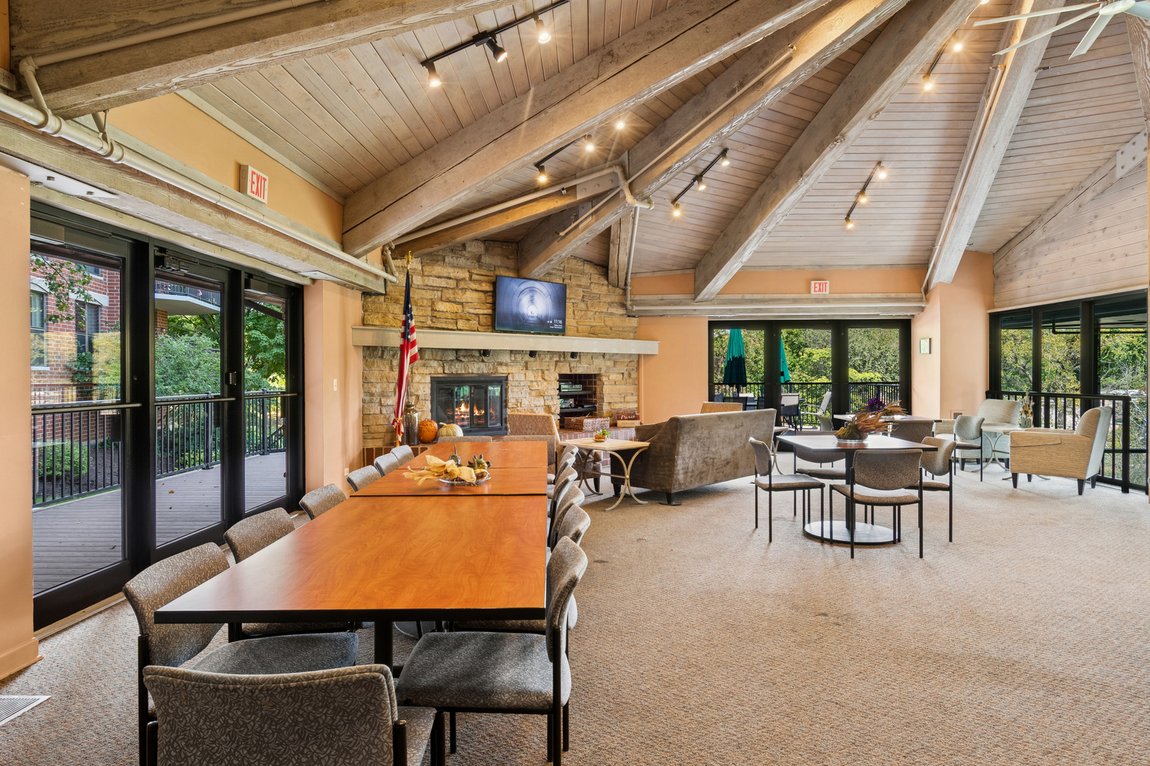 511 Aurora Avenue #509, Naperville, IL 60540