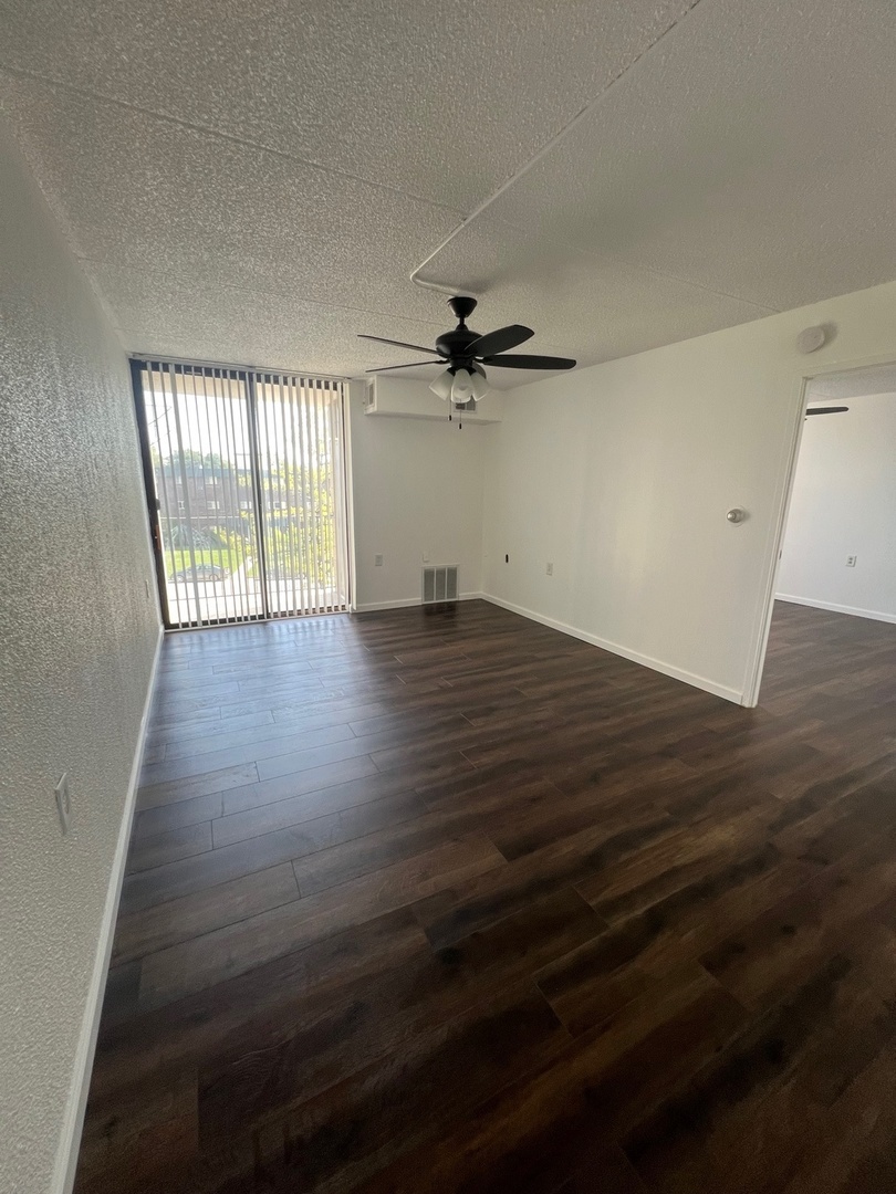 1750 N Marywood Avenue #315, Aurora, IL 60505