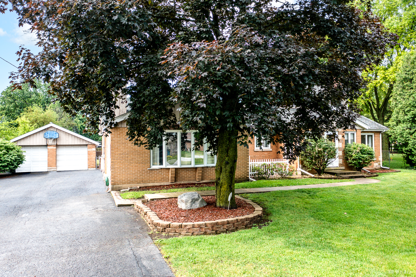 5821 W 127th Street, Palos Heights, IL 60463