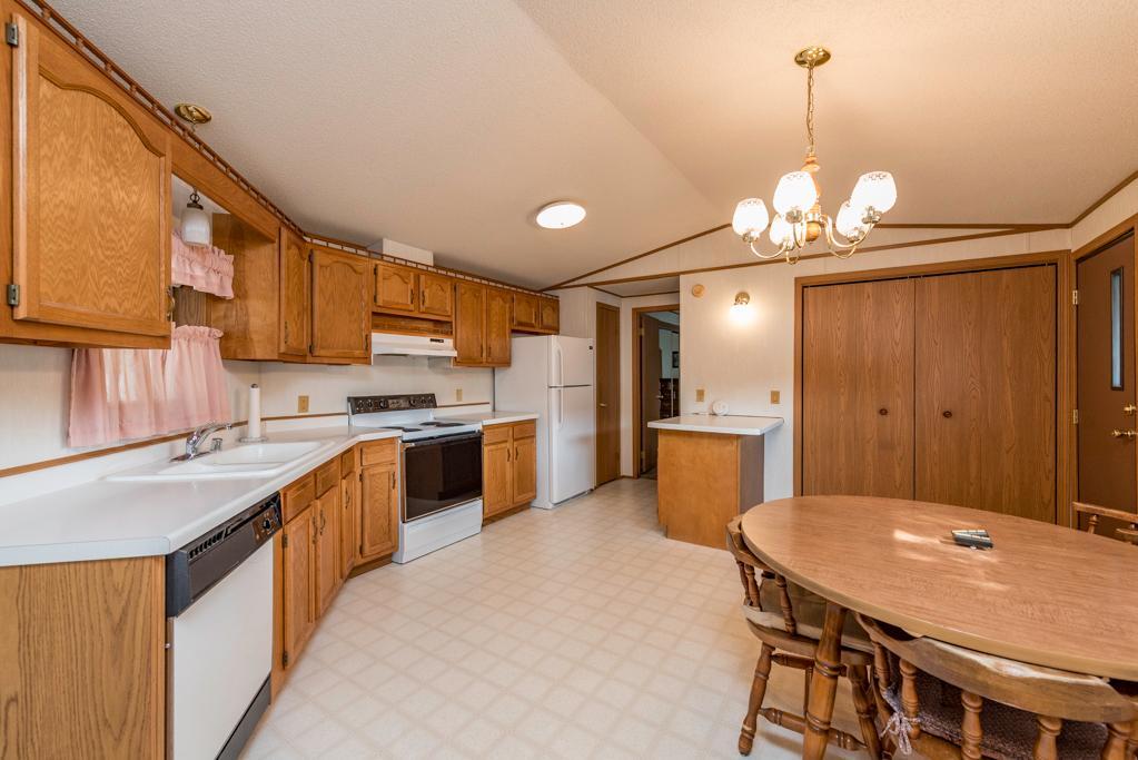 3188 Patricia Lane, Park City, IL 60085