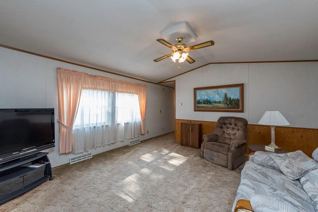 3188 Patricia Lane, Park City, IL 60085