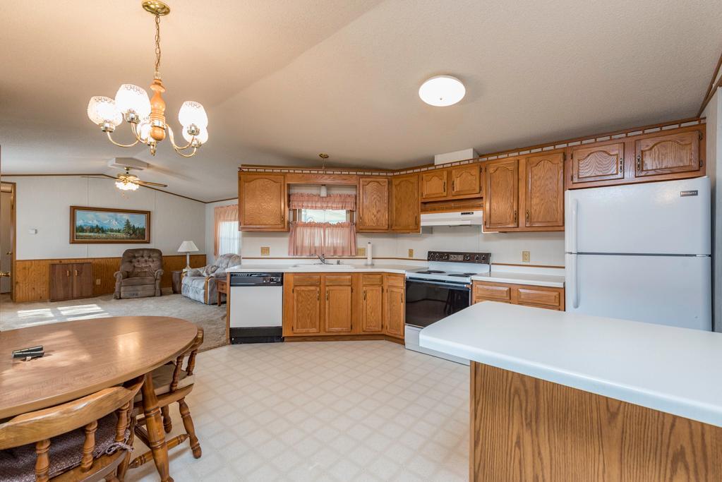 3188 Patricia Lane, Park City, IL 60085