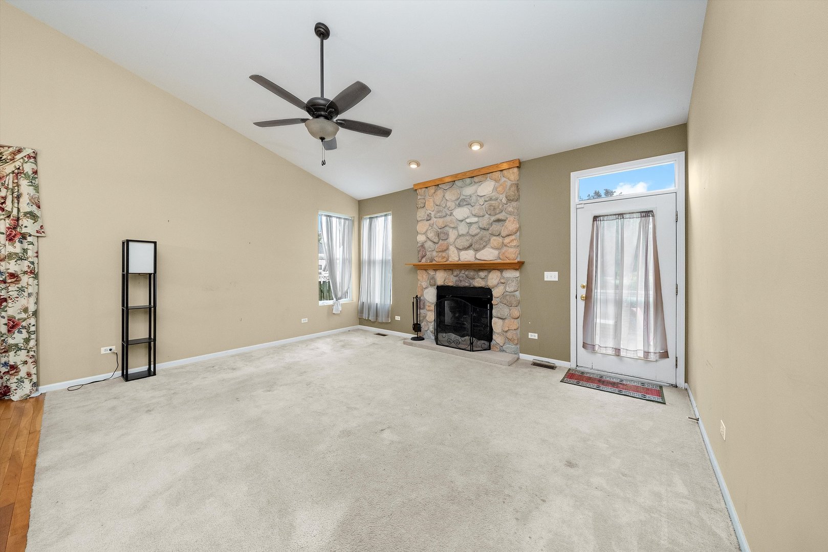 3753 Indian Head Lane, Joliet, IL 60435