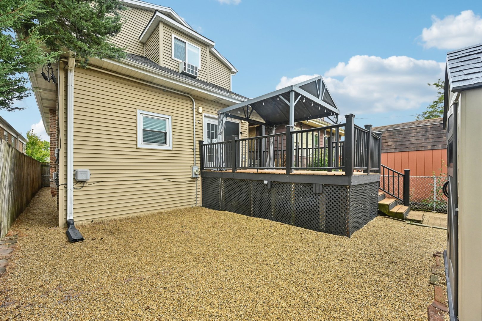 2574 Clarke Street, River Grove, IL 60171
